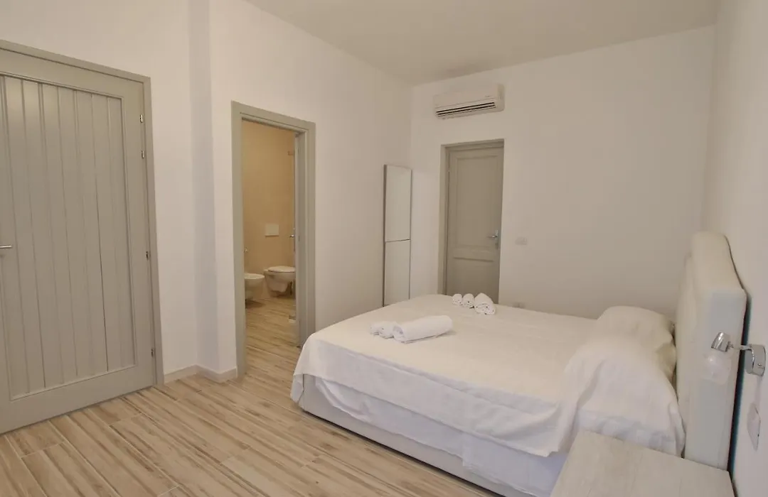 Les Chambres Au Centre-1